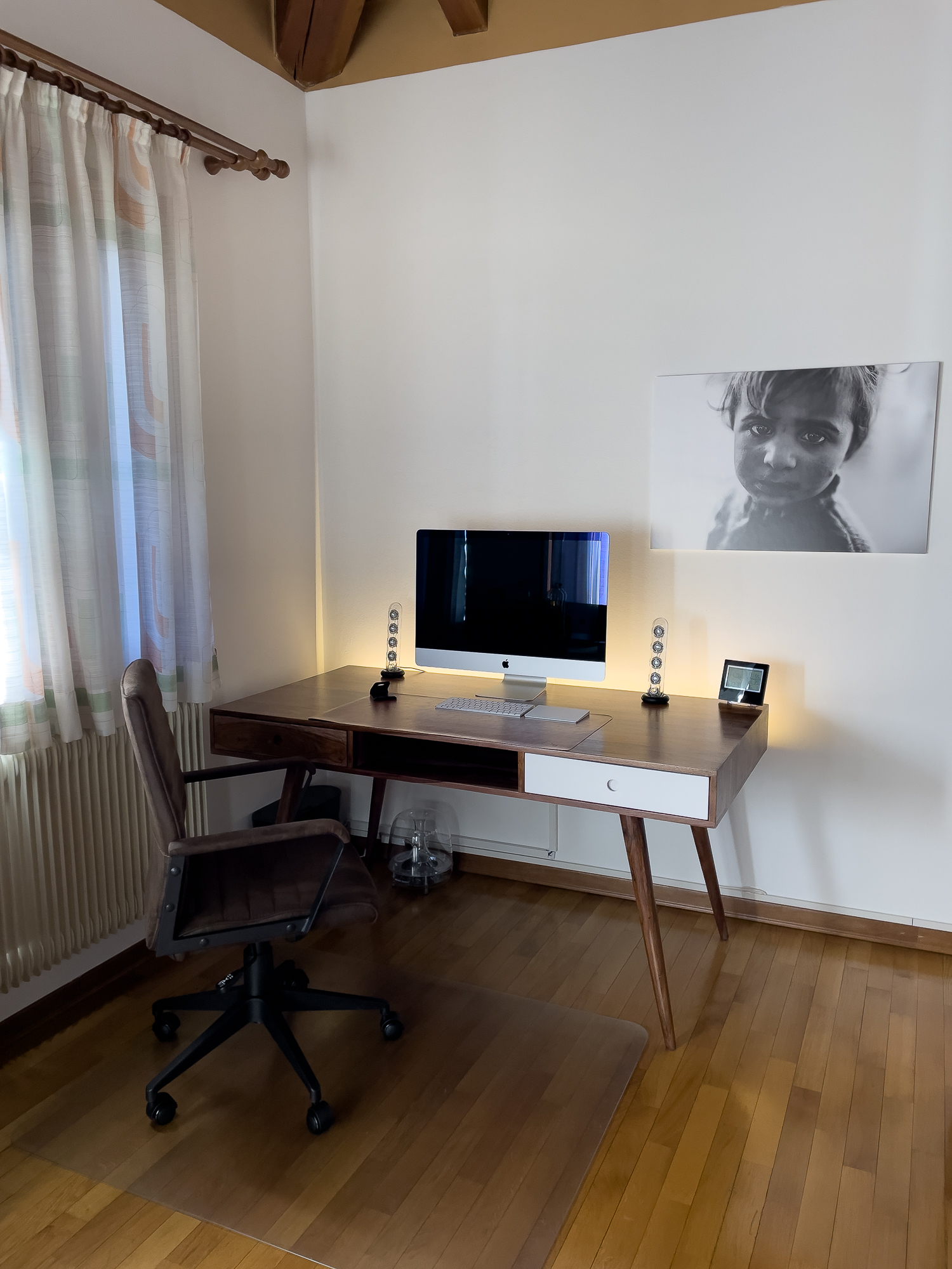 desk