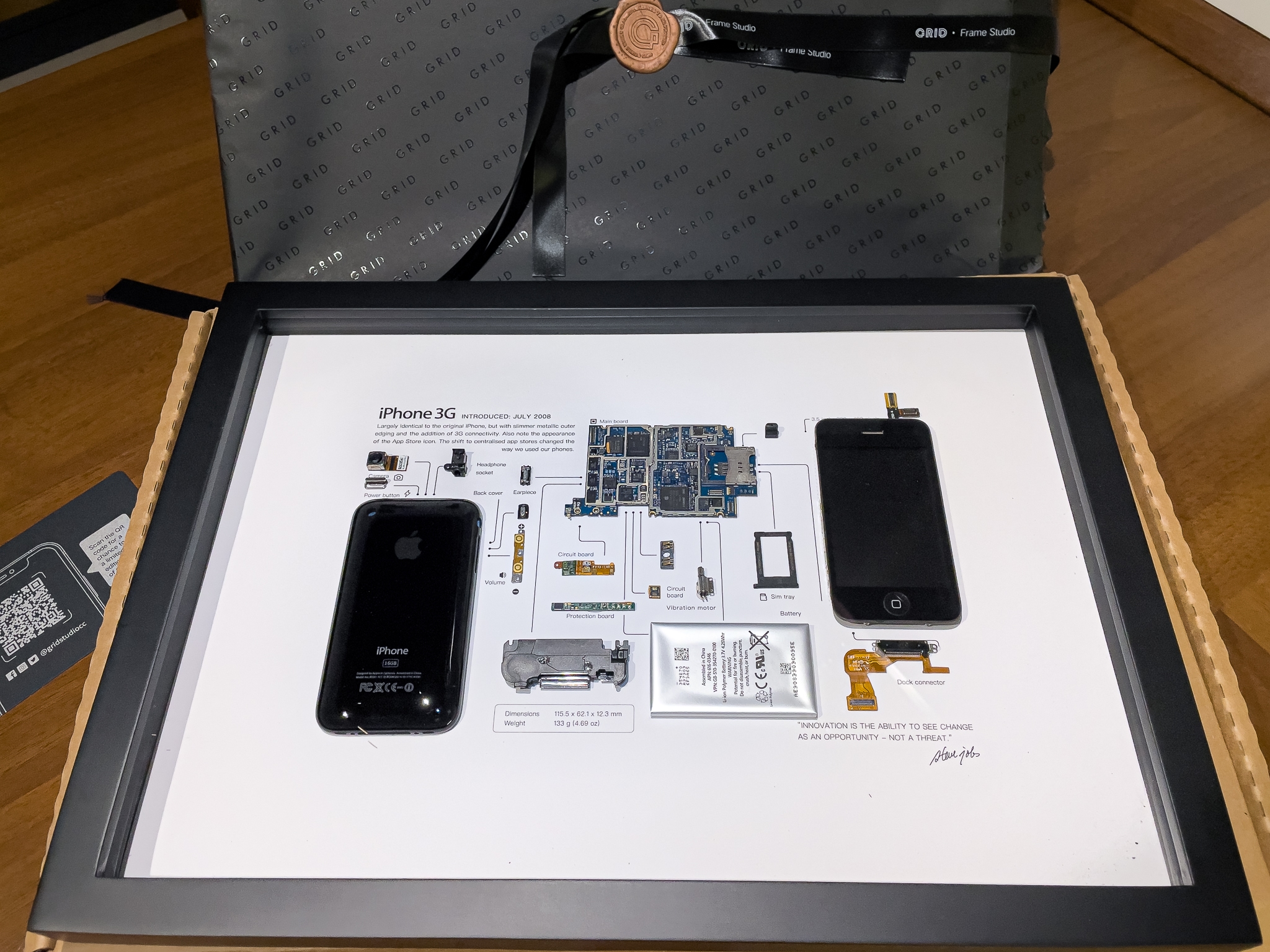 iPhone3G-by-grid_opened